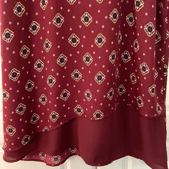 ❤️‍🔥5/20$ PINK ROSE💫Women’s Burgundy Printed Halter Style Lightweight Tank Top - Picture 5 of 10